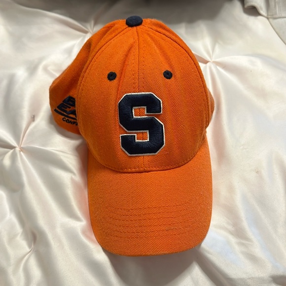 Syracuse hat - Picture 1 of 6